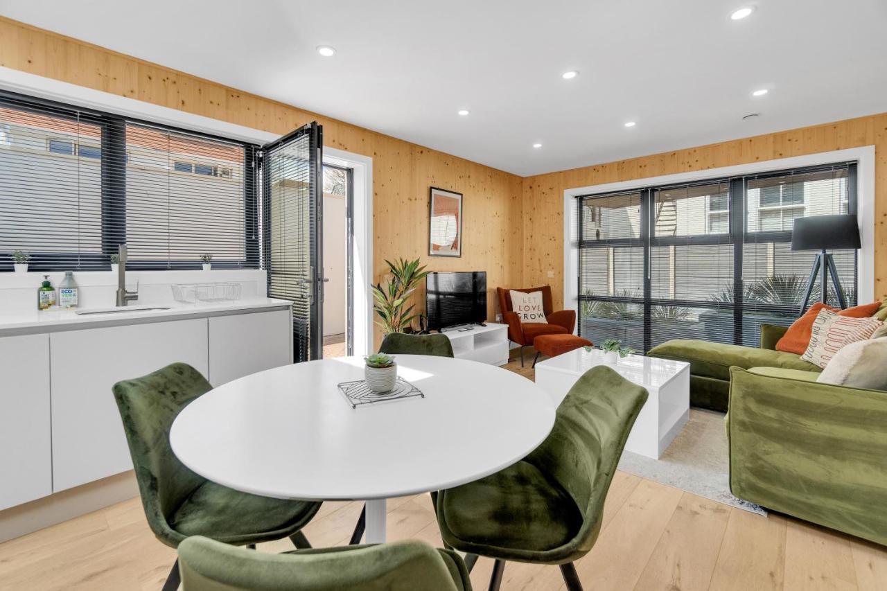 Mews 3 With Free Parking - By My Getaways Hébergement de vacances Hove